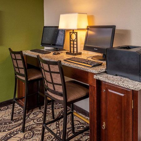 Rodeway Inn Barboursville Экстерьер фото