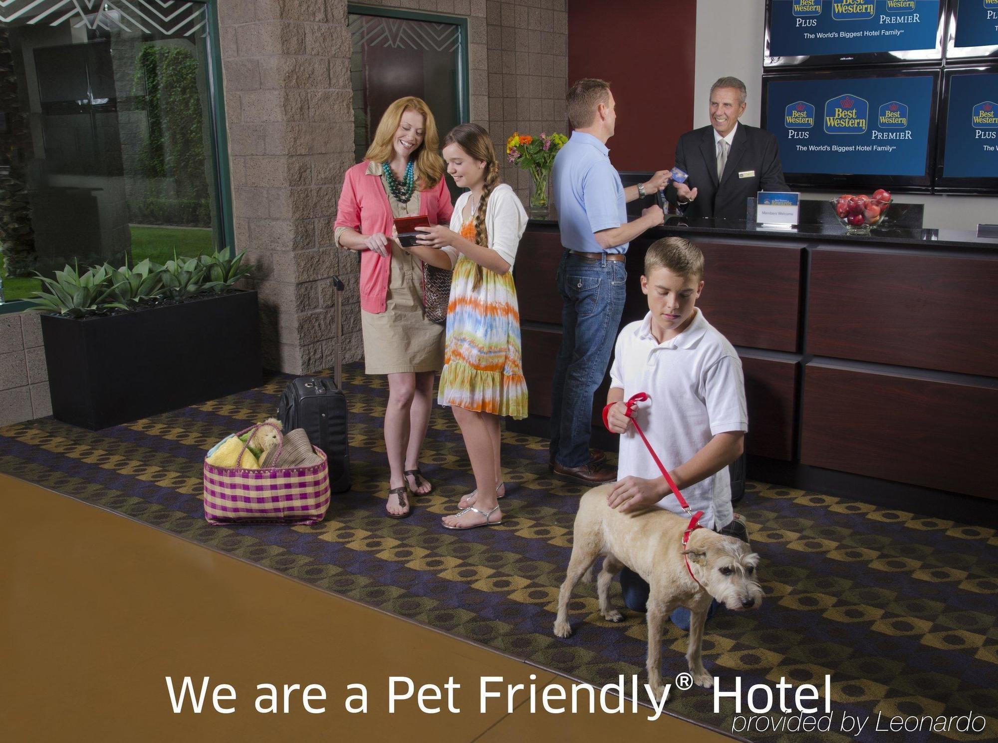 Rodeway Inn Barboursville Экстерьер фото